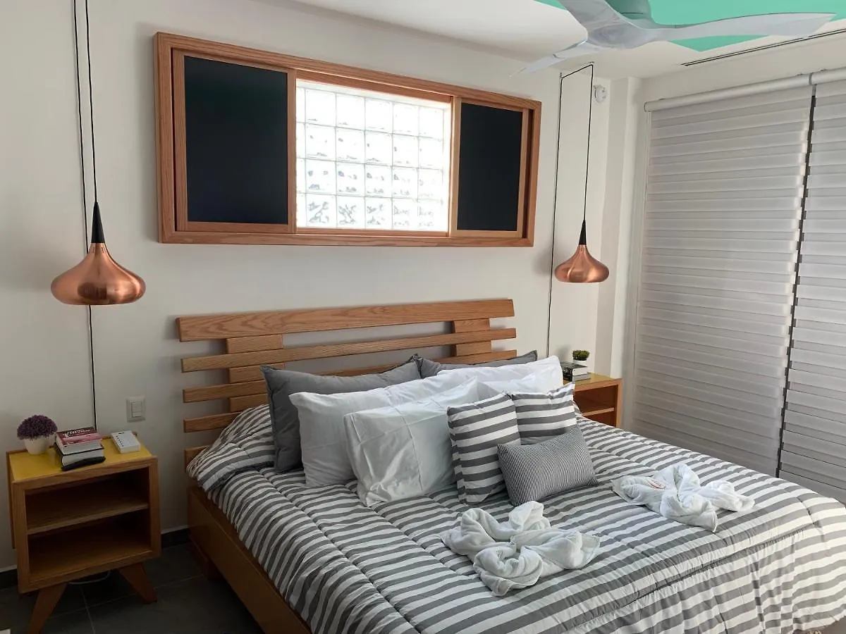 Onebr W Balcony Or Small Studio In Playa Del Carmen, Bbq, Pool Infinite, Whirlpool, Ac, Tv Smart, 200Mb 0*,
