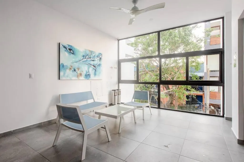 Onebr W Balcony Or Small Studio In Playa Del Carmen, Bbq, Pool Infinite, Whirlpool, Ac, Tv Smart, 200Mb 0*,  Mexiko